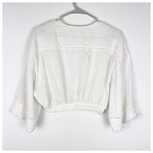 Urban outfitters crop blouse loose half sleeves vneck soft airy size Small - Picture 2 of 5